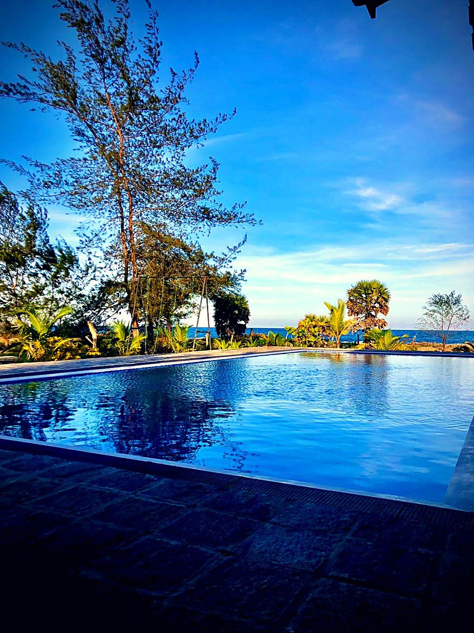 Infinity pool looking out over the sea